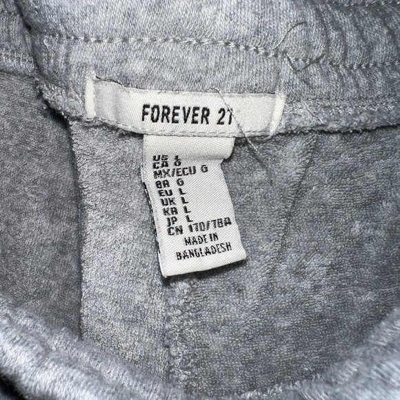 Forever 21 gray shorts - Picture 5 of 5